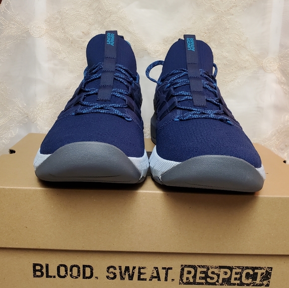 UA Project Rock 3 CNY Trainers - Picture 7 of 13